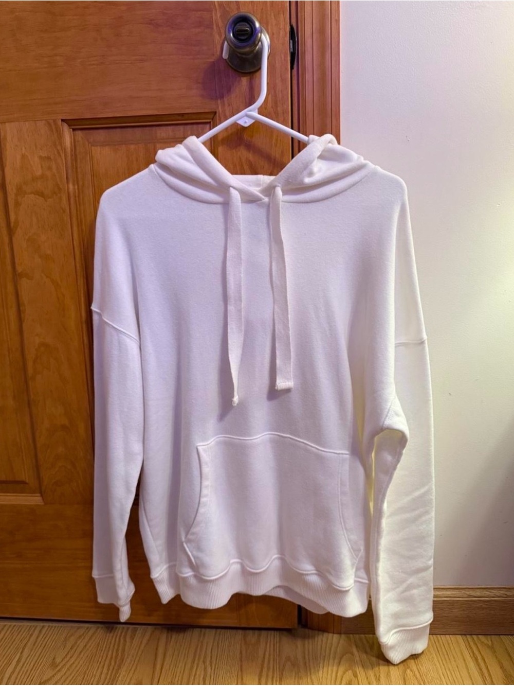American Eagle Outfitters White Cozy Hoodie